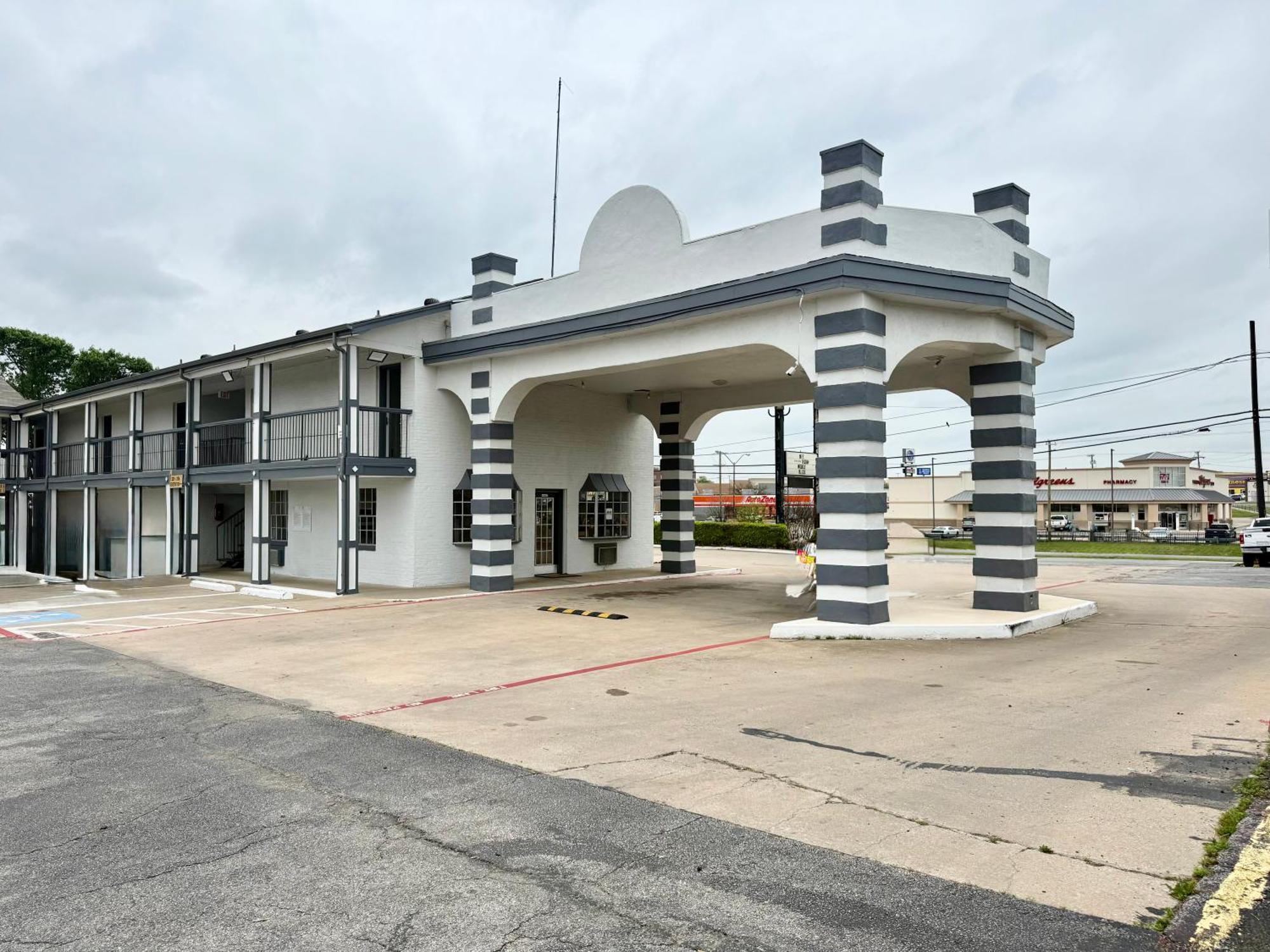 Sherman Inn Luaran gambar